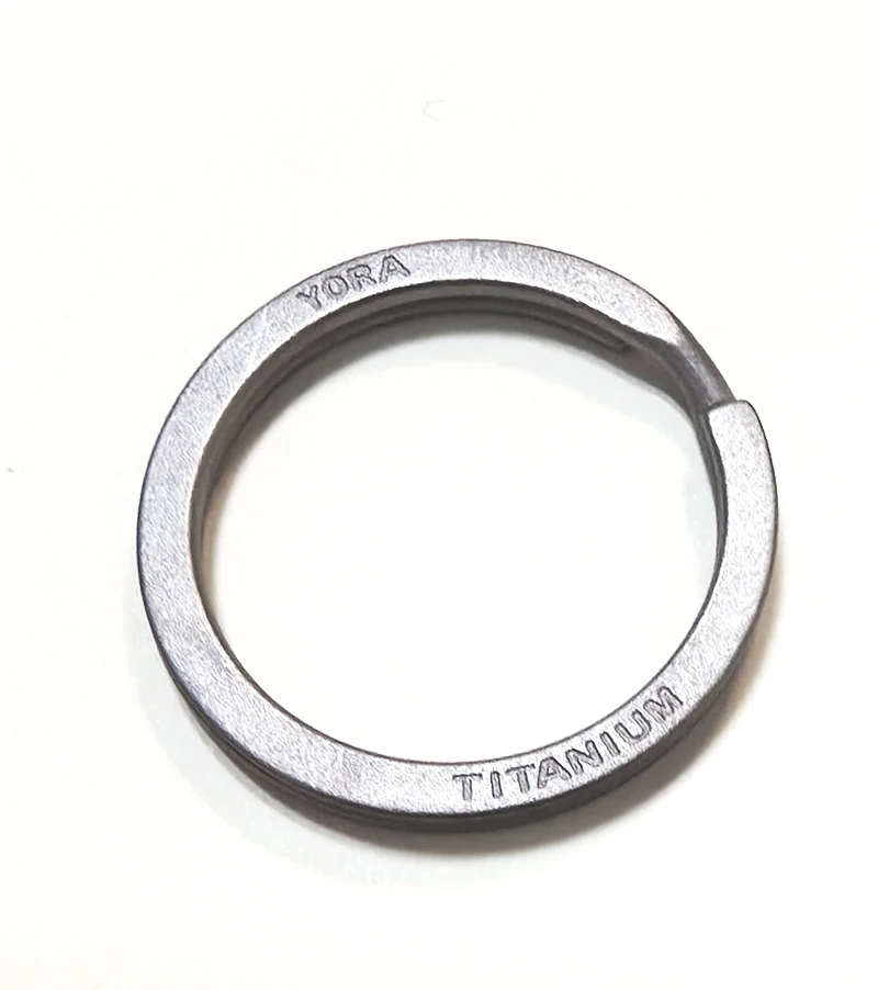 2PCS 20-32MM Titanium Alloy Rotating Ring Buckle Keychain Waist Belt Buckle Spring Lock Keyring Outdoor Tool EDC Unboxing Tool