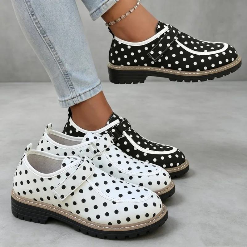 

Casual Low-top Shoes for Spring Autumn New Large Size Women's Velcro Design Comfortable Loafers
