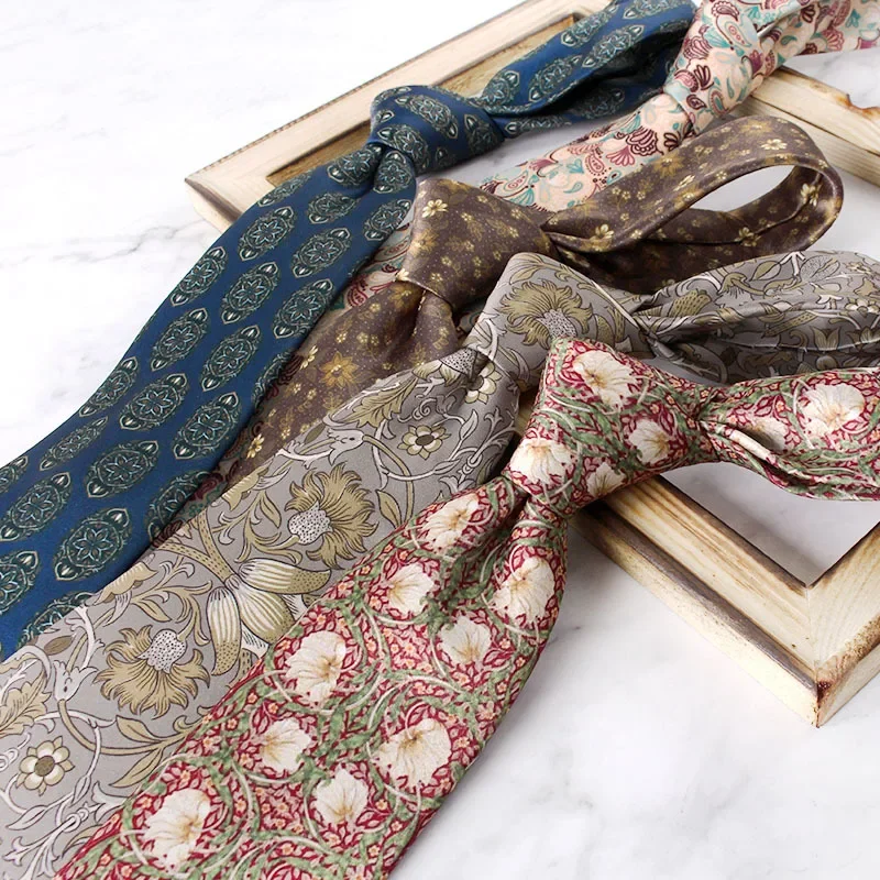 

Hong Kong Style Literature Art Tie 8CM Leisure Flower Jacquard Ties Fit Man Women Party Casual Decoration Necktie Lover's Gift