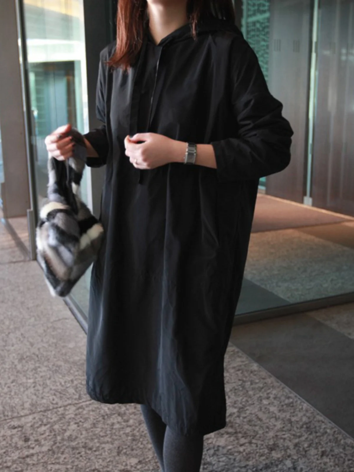 

Женская утепленная ветровка-пуловер оверсайз с капюшоном, средней длины, для осени и зимы, из полиэстера, в уличном стиле