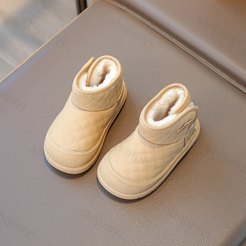 Winter Baby Snow Boots 2025 New Cotton Shoes Soft Soled Baby Walking Shoes Outdoor Warm Boys Girls Comfortable Casual Shoes