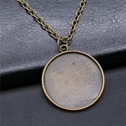 Antique Bronze Color 25mm Inner Size Round Classic Style One Sided Cameo Cabochon Pendant Necklace Long Chain