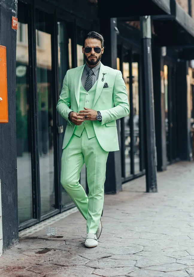 Gentleman 3 Pieces Men Wedding Tuxedos Mint Green Outfits Wedding Pants Sets Business Formal Wear