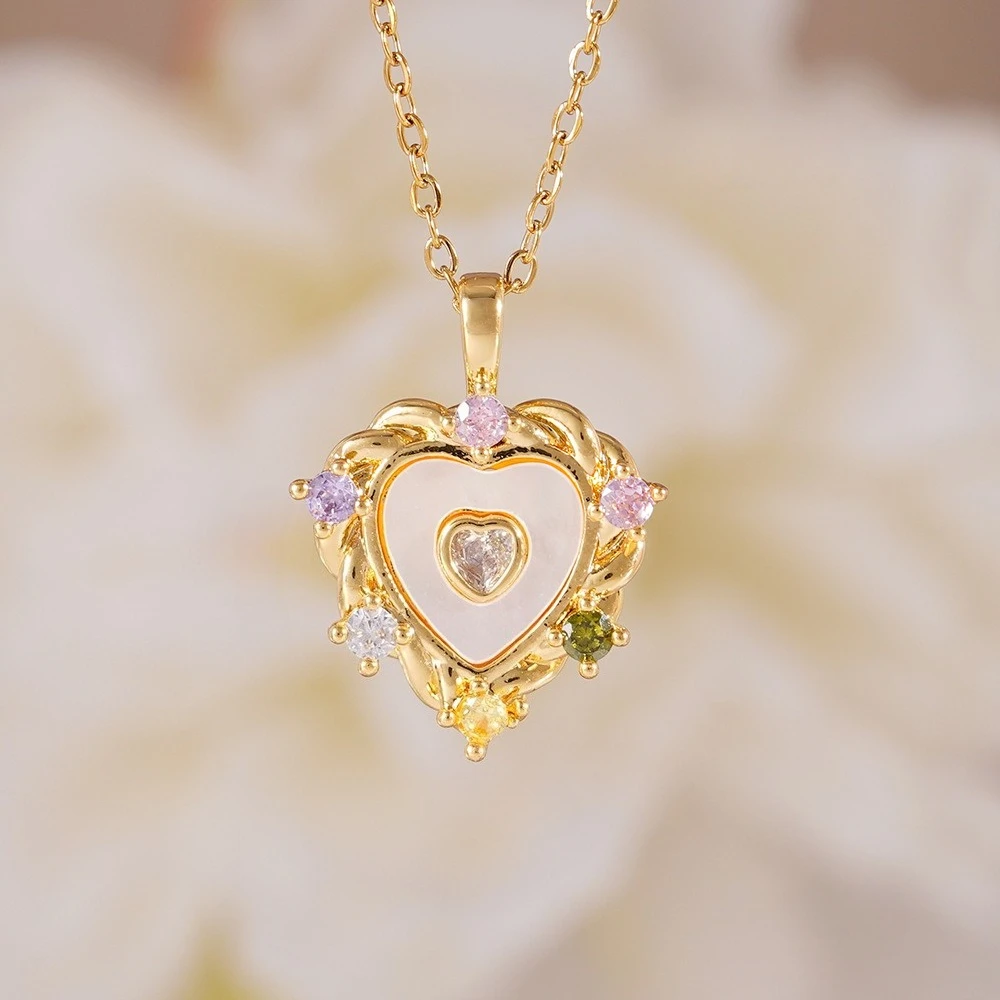 Necklace, female influencer, heart-shaped, niche, colorful, fashionable, shell-shaped pendant, individualistic, elegant, daily/weekly wear, Korean/Japanese style, stainless steel, collar chain