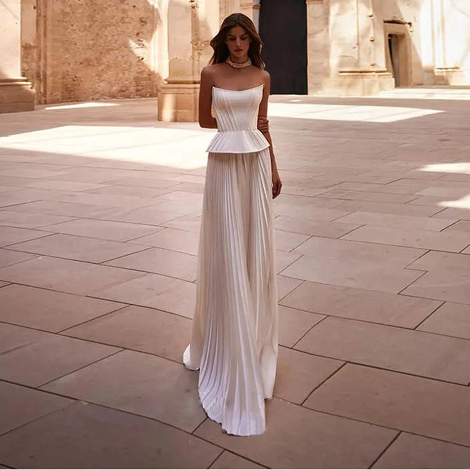 High-end Wedding Dresses A-Line Strapless Backless Bridal Trailing Gowns For Bridal Party Holiday Ball Cocktail Party