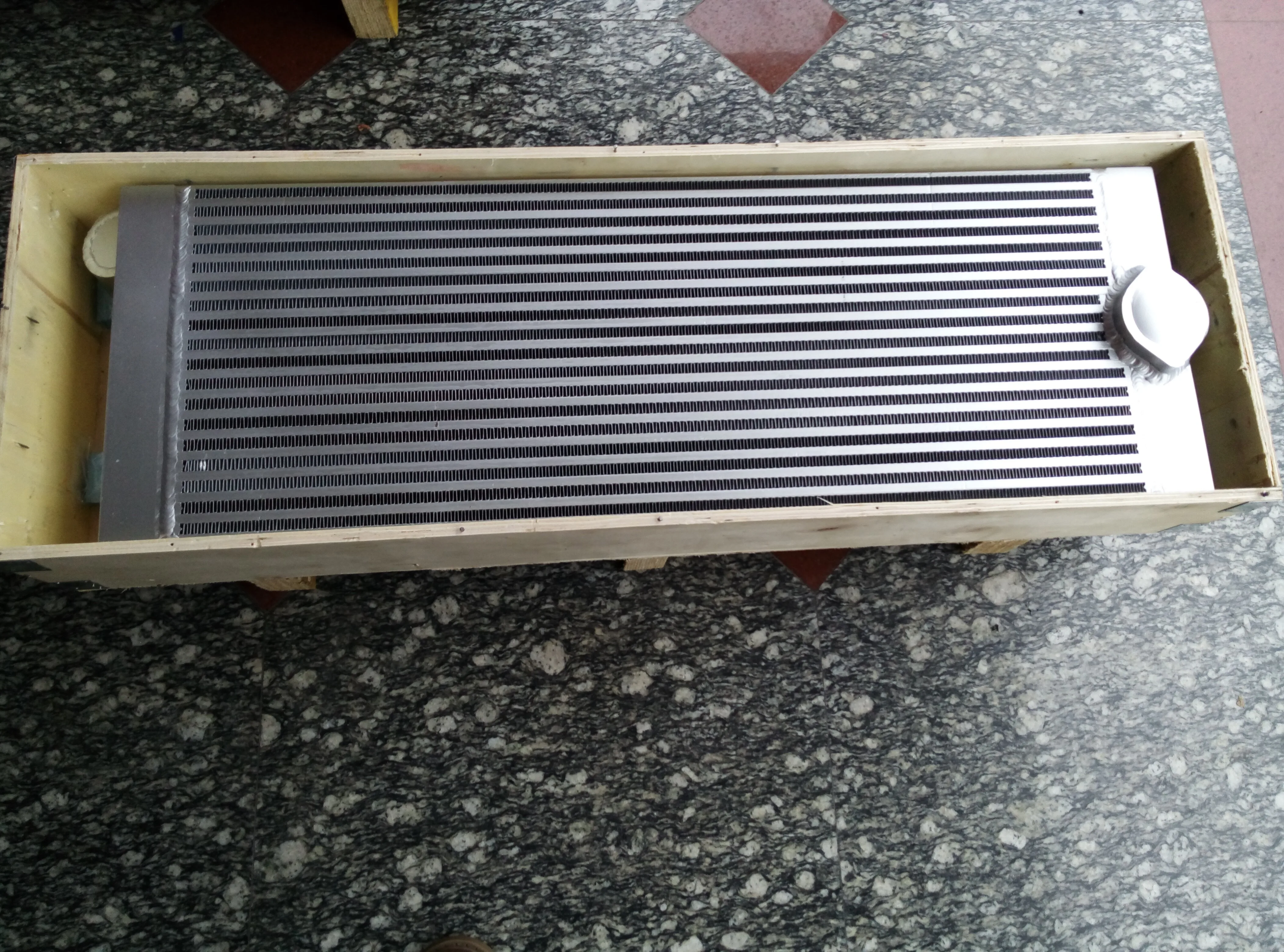 1613830300(1613 8303 00)aluminum plate fin combined air cooler for GA18
