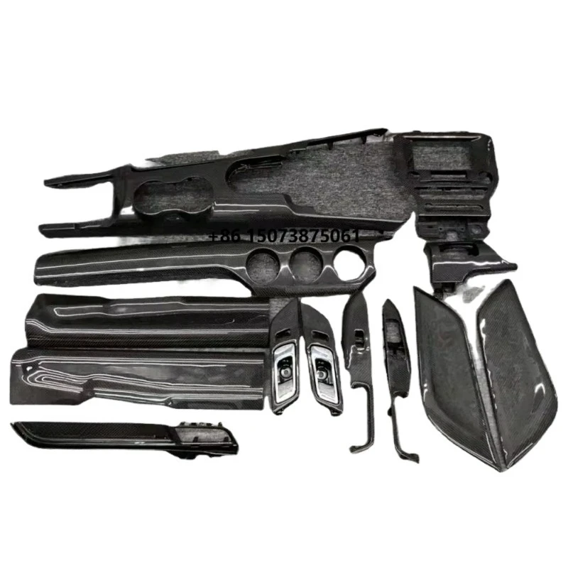 A high-quality carbon fiber interior alternative for the  Mustang GT500 and GT350