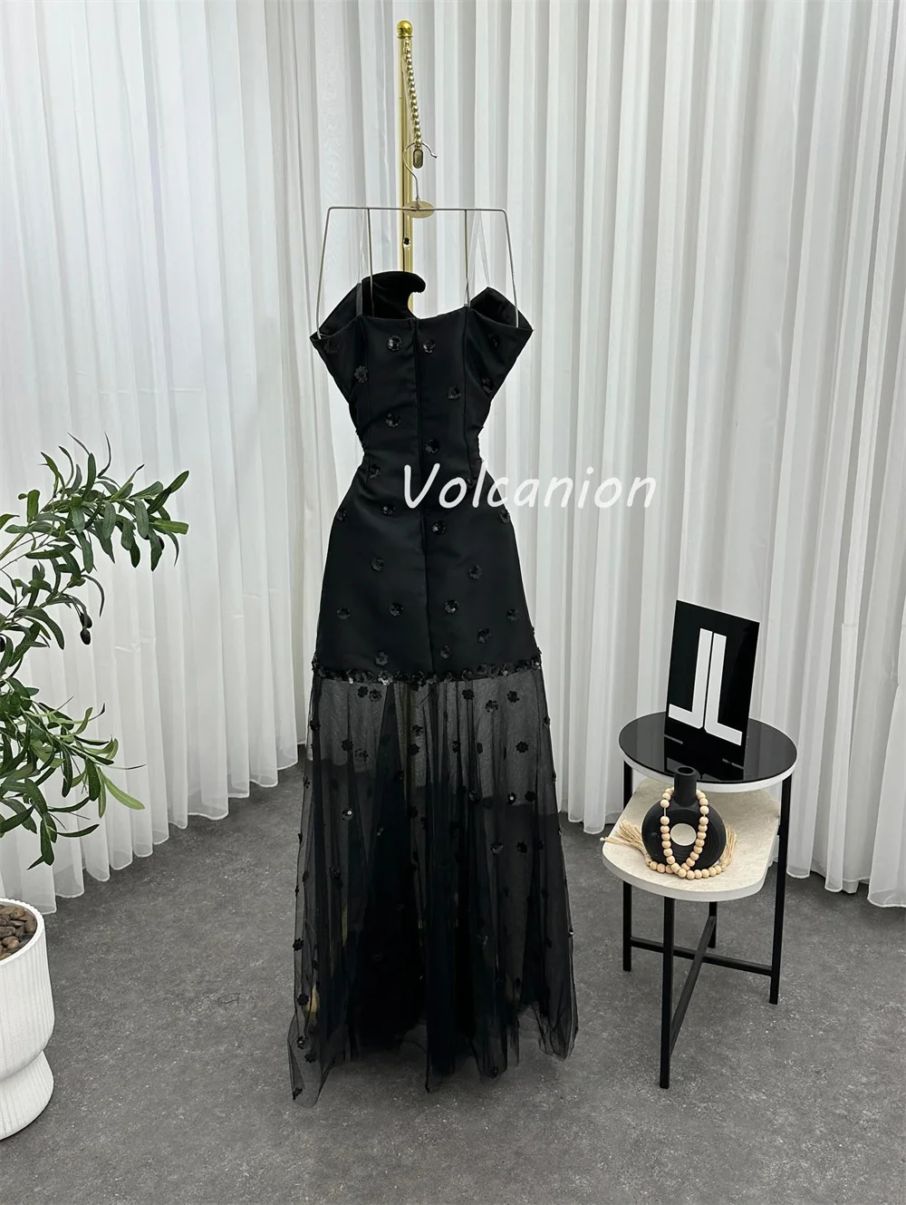 Robes longues droites sans bretelles, Jersey complexe personnalisé, strass, fleurs faites à la main, perles, robes d'occasion sur mesure