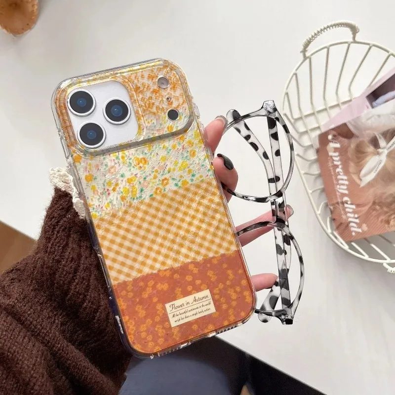 

Fashion Glossy Little Flower Grid Splice Phone Case For IPhone 17 16 15 14 Pro Max Shockproof Protective Cover with Wrist Strap
