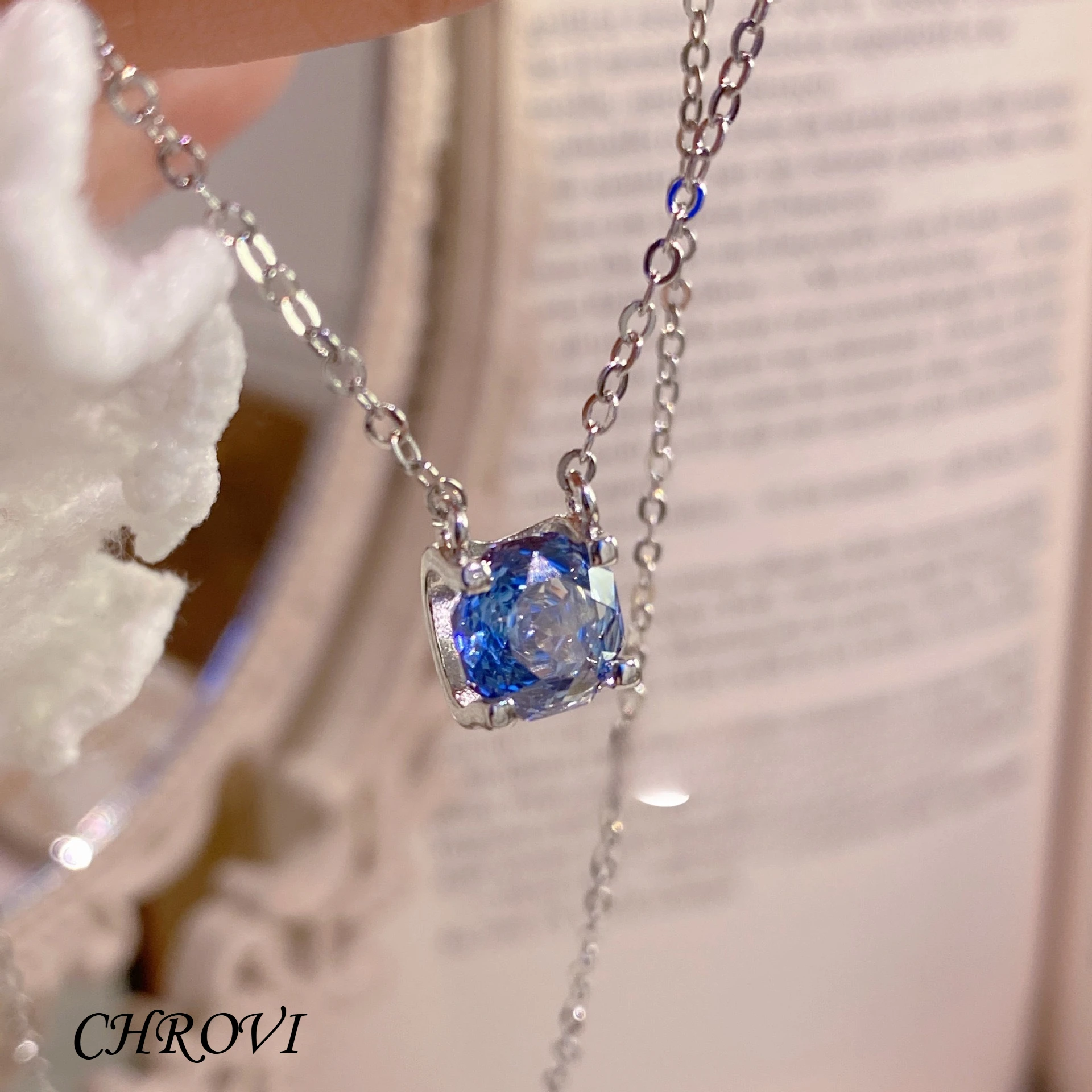 Luxuriöse 925 Sterling Silber Millennium Rose Halskette mit Diamanten und Glitzernder Kettengliederkette für Damen – Detail 3