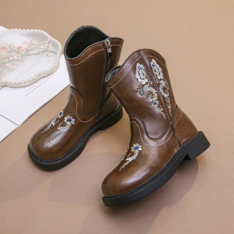 Children's Boots Girls' 2024 Autumn/Winter New Vintage Embroidered Round Head Brown Short Boots Girls' Fashion Boots