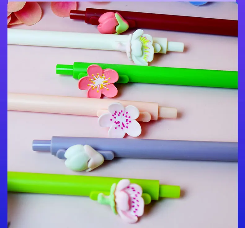 12 Stück Kugelschreiber mit einem kleinen blumenförmigen Anhänger, ein Muss für Blumenliebhaber, ein kreatives Geschenk und ein unterhaltsames Büro-Accessoire. – Detail 10