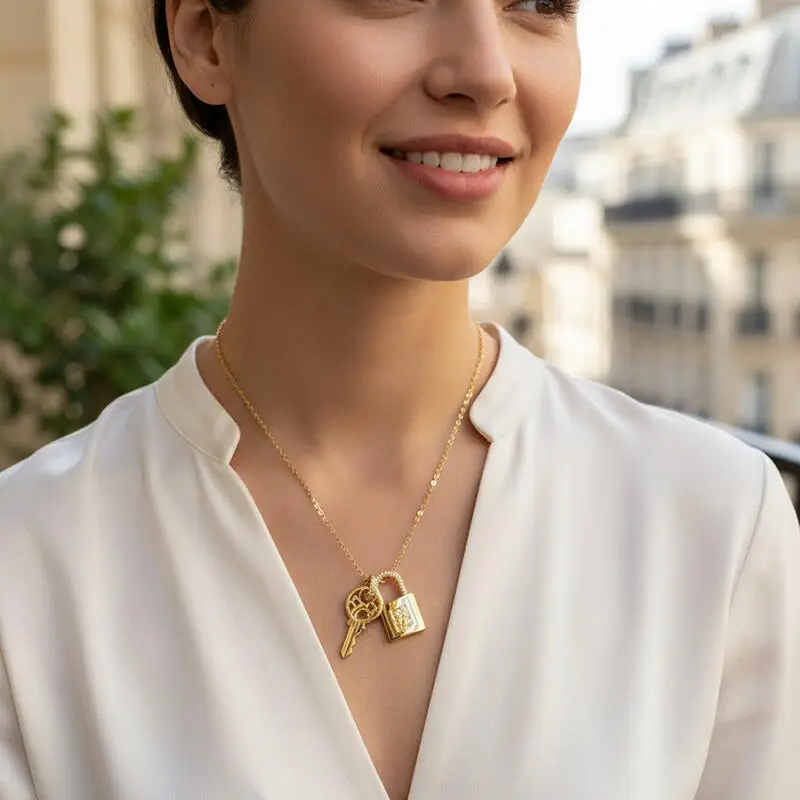 

CH Key And Lock Necklace Couple Matching Love Pendant Brass Zircon Gift Set Romantic Symbolic Jewelry For Him Her