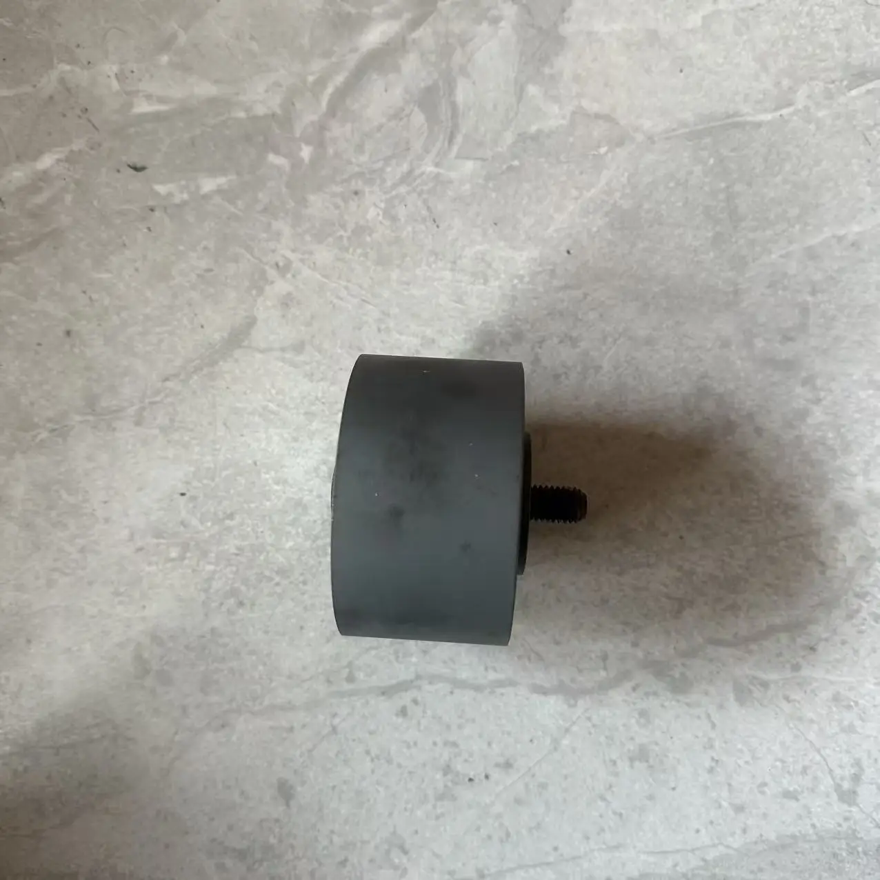 333-1207 3331207 398-3102 3983102 336E C9.3 Flat Idler Pulley Engine Belt Drive Part Price Negotiable