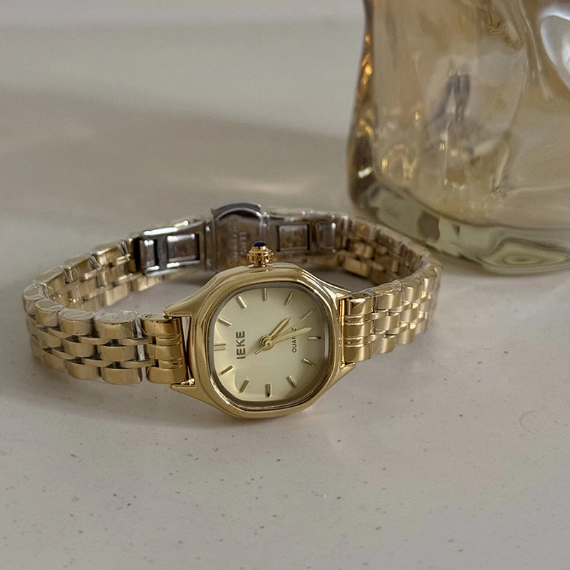 

ExquisiteWomen'S Wristwatch Women'S Chain Wristwatch Simple And Versatile Steel Band Artistic Style HighEnd Selection Of Watches