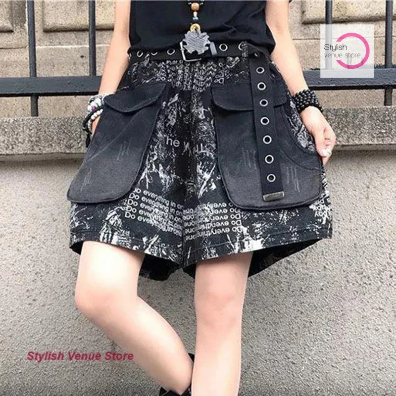 American black graffiti cowboy wide-leg pants women's summer new design casual elastic waist fashion retro loose Joker shorts.