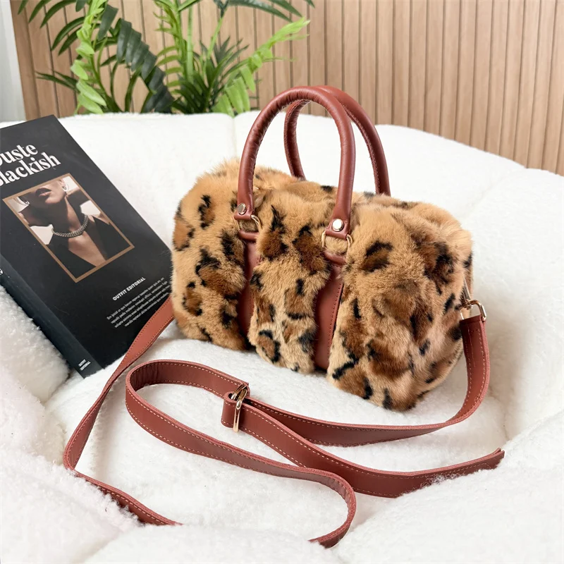 

New Fashionable Leopard Print Soft Plush Bags for Woman Handbag Korean Style Solid Color Women's Shoulder Bag Luxury Fur Bag