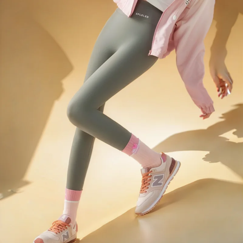 طماق النساء Pantalones الربيع لامعة سوداء السيدات حجم كبير بسيط يوميا مضلع متجمد غسل المياه جيوب الجانب شبكة النسيج