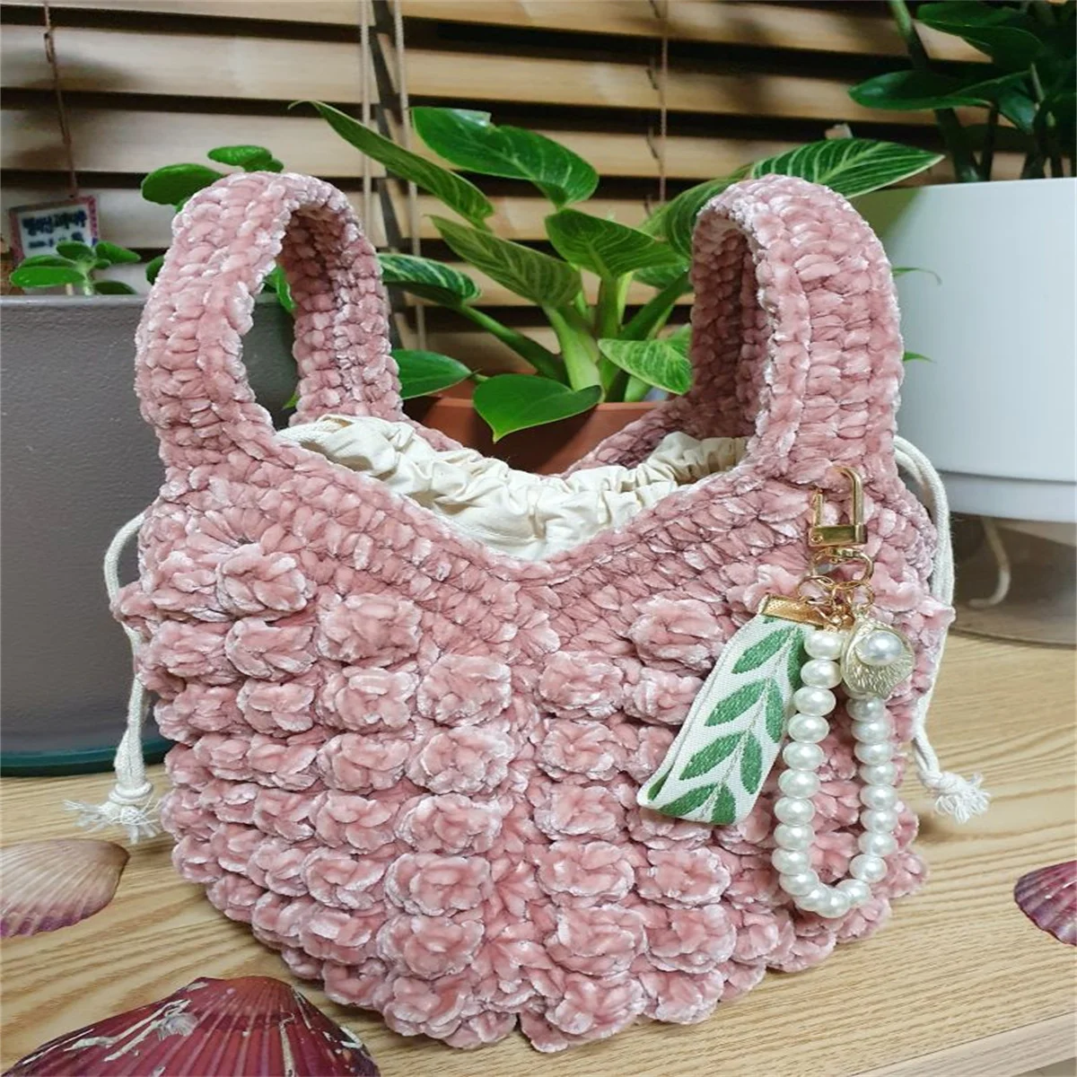 DIY 100% Polyester Velvet Yarn Amigurumi Accessories Dolphin Baby Plush Yarn Soft Chenille Yarn for Knitting 1 Skein 100g 130M
