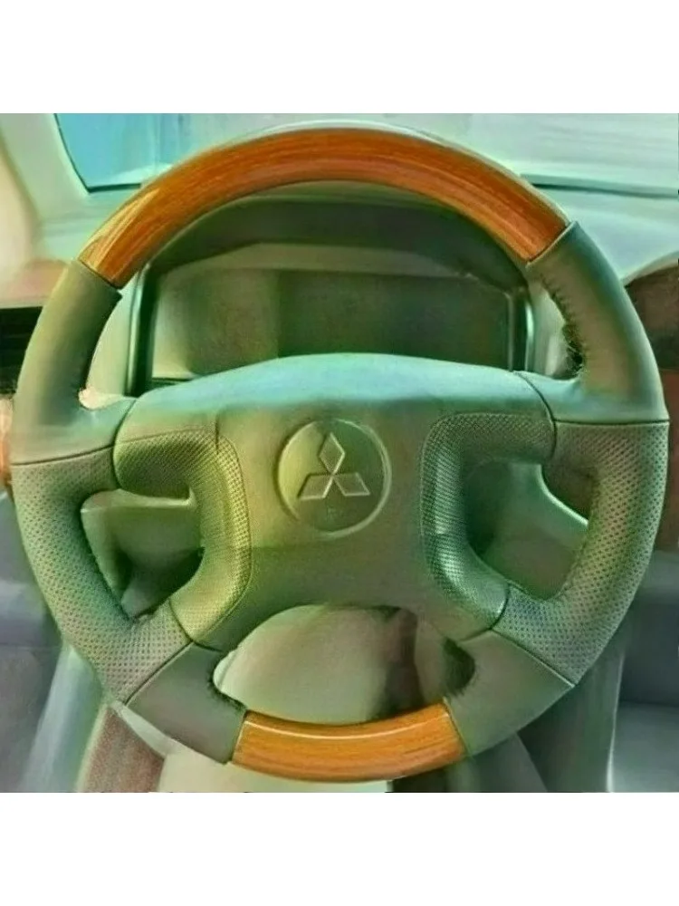 

Hand-stitched renovation Non-slip black peach wood color Leather car steering wheel cover For Mitsubishi old Pajero V73 /V77