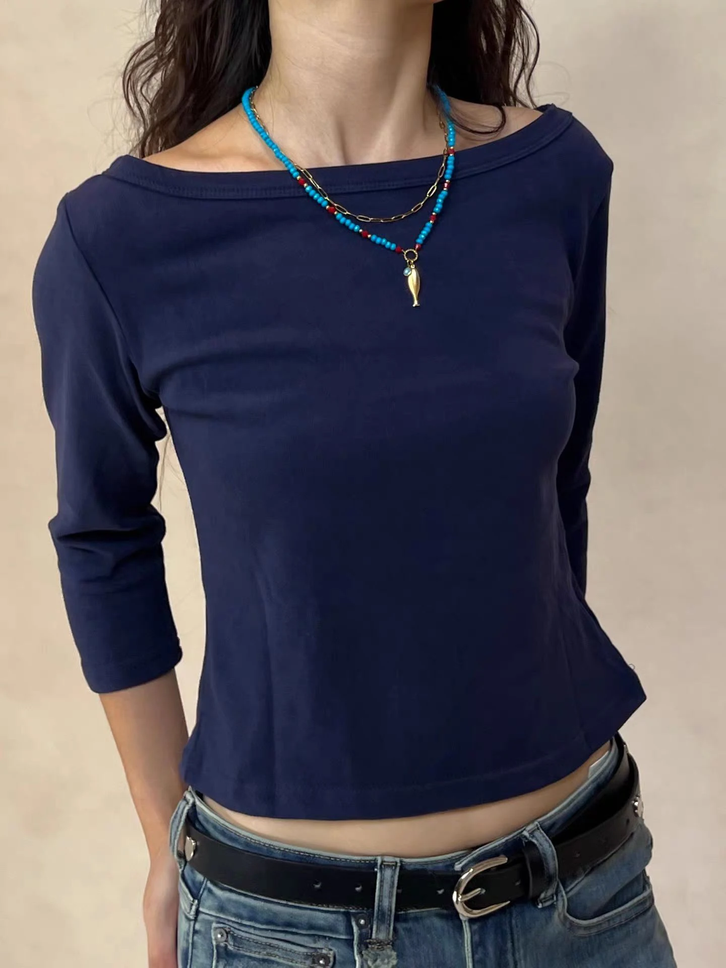 Solide Grund Hülse Mit Drei Vierteln T-shirts Frau Herbst Slash Neck Baumwolle Schlank Crop Top Weibliche Casual Einfach Alle-spiel t-shirts – Detail 2