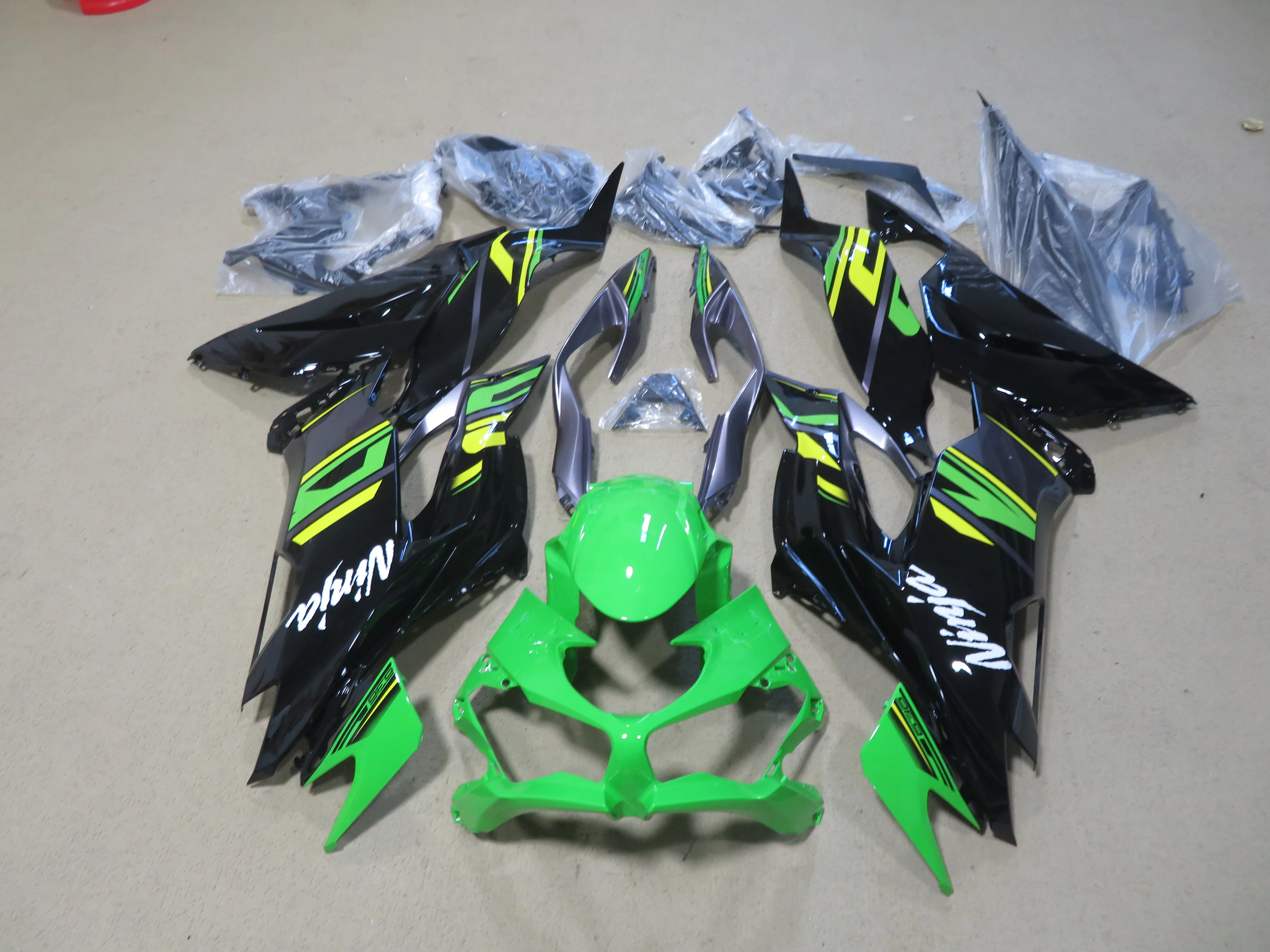 

free windscreen for Kawasaki zx-6r 2019 2020 2021 plastic motorcycle kit 636 19 20 21 22 injection molded fairing kit