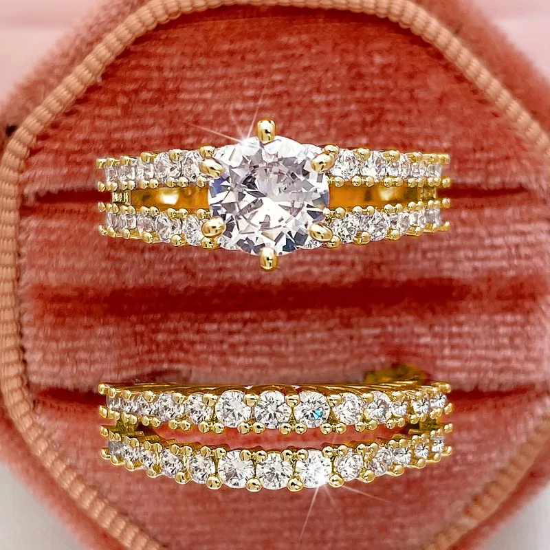 Huitan Trendy Hohl Set Ringe Voll Bling Iced Out CZ Stein Luxus Frauen Hochzeit Verlobung Ringe 2Pcs Set Schmuck drop Shipping – Detail 5
