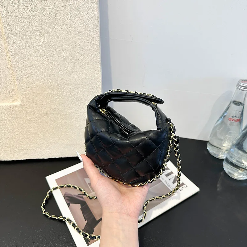 

2025 Summer Chain Strap Bag, Niche Crossbody Purse, Women's Chic Shoulder Tote, Minimalist Day to Night Bag, Textured Sling Bag