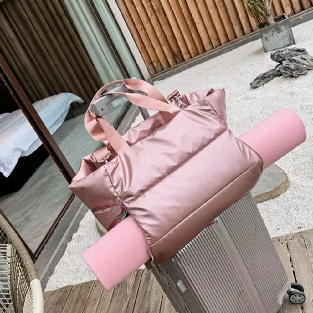 

Breathable Solid Color Travel Tote Bag Nylon Large Capacity Gym Sports Bag Foldable Dry Wet Separation Yoga Mat Bag Women