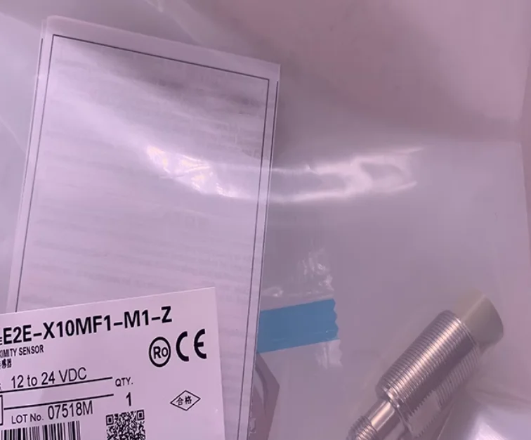 

3PCS New Proximity Switch E2E-X10Y2-M1-Z E2E-X10MY1-M1 E2E-X10MY2-M1 E2E-X10Y1-M1-Z
