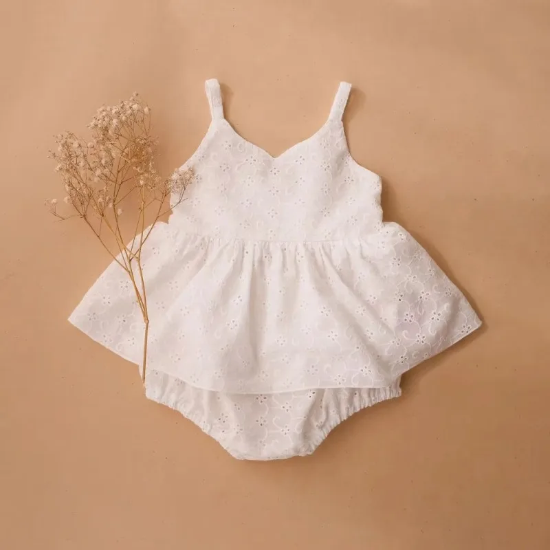 Weißes Spitzenkleid für Babys, niedliches Blumenmuster, Neugeborenes Mädchen, Body-Kleid, Sommer-Babykleidung
