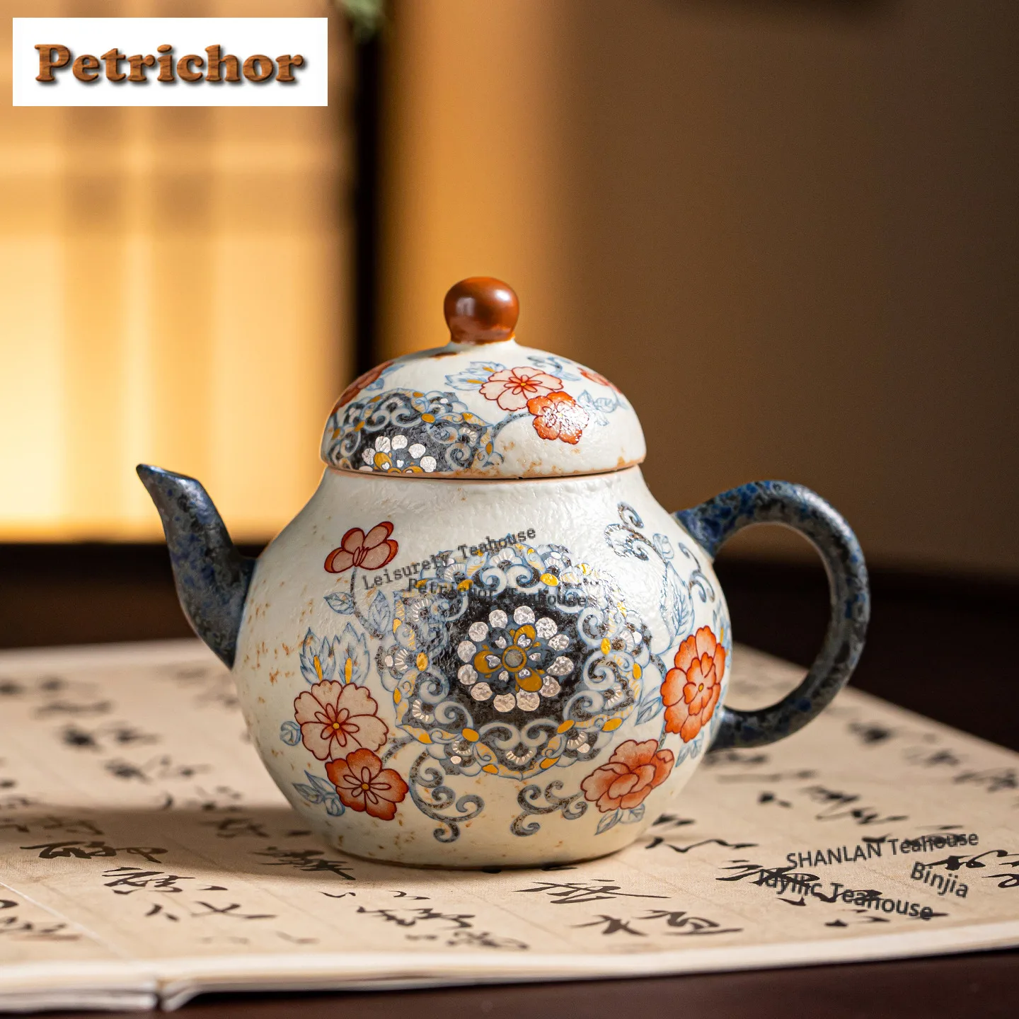 

150ml Blue And White Ruyi Teapot Branches Treasures Teapot Vintage Tea Infuser Pot Tea Maker Kettle With Ball Hole Teaset Gifts