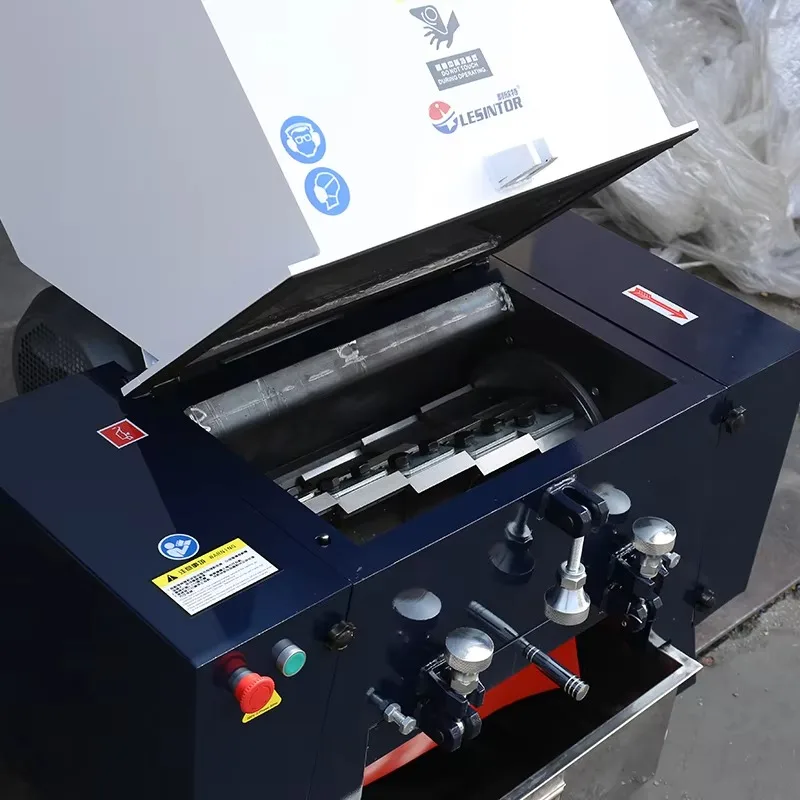 

Small Waste Plastic Crusher Recycling Machine Efficient Plastic Shredder/Grinder for Sale