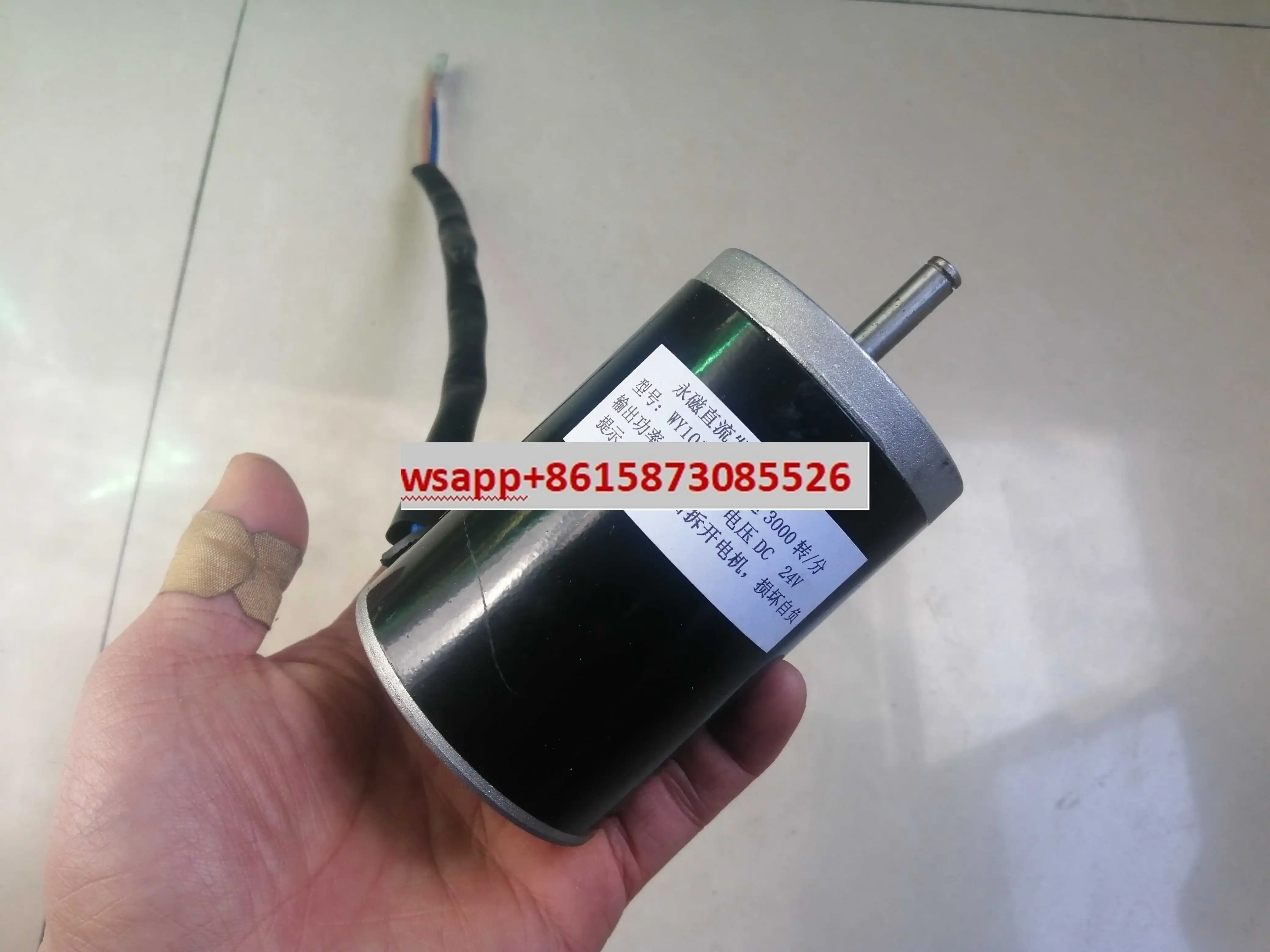 

12V//24V DC high power 200W hand crank wind pedal hydraulic permanent magnet generator charging battery