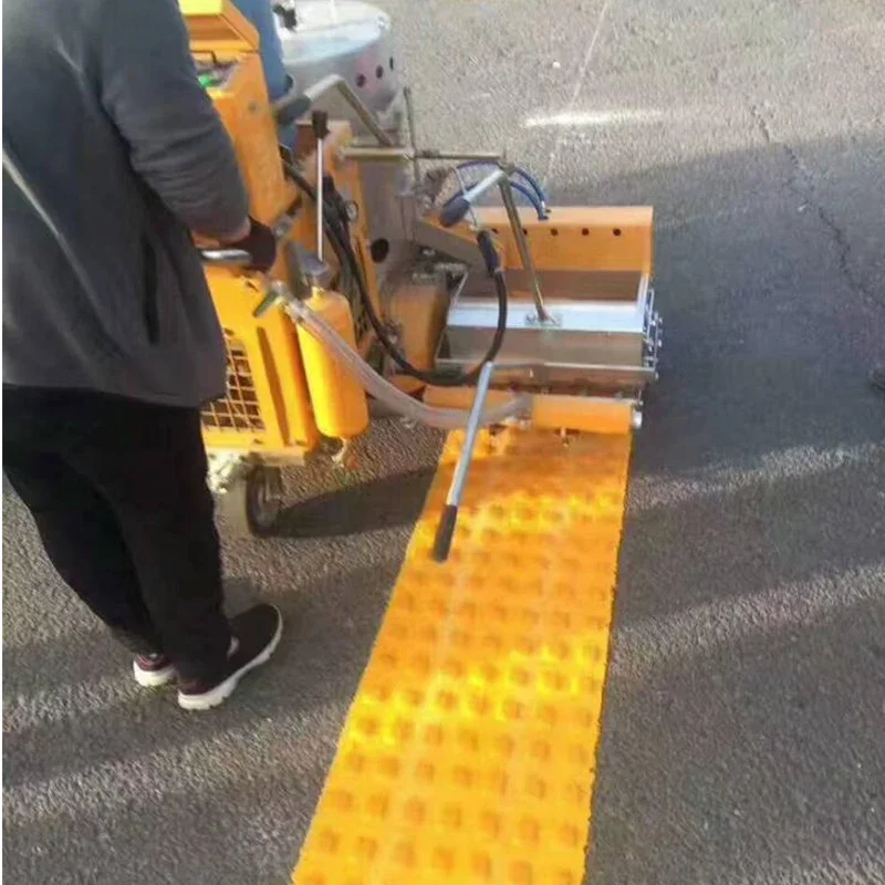 HW Thermoplastic Self-propelled Convex line marking vibration road marking paint machine for city roads