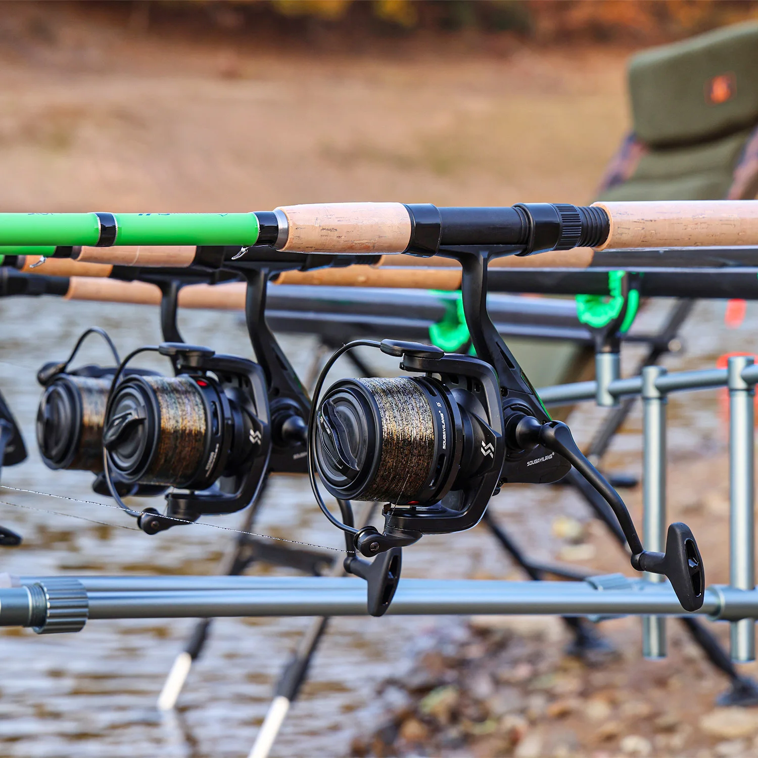 Sougayilang Professionelle Feeder-Rolle mit Vollmetallgehäuse, Doppelspulen, 4,7:1 Übersetzungsverhältnis, 15KG Max. Bremskraft, für Ufer- und Salzwasser, Universell Einsetzbar – Detail 15