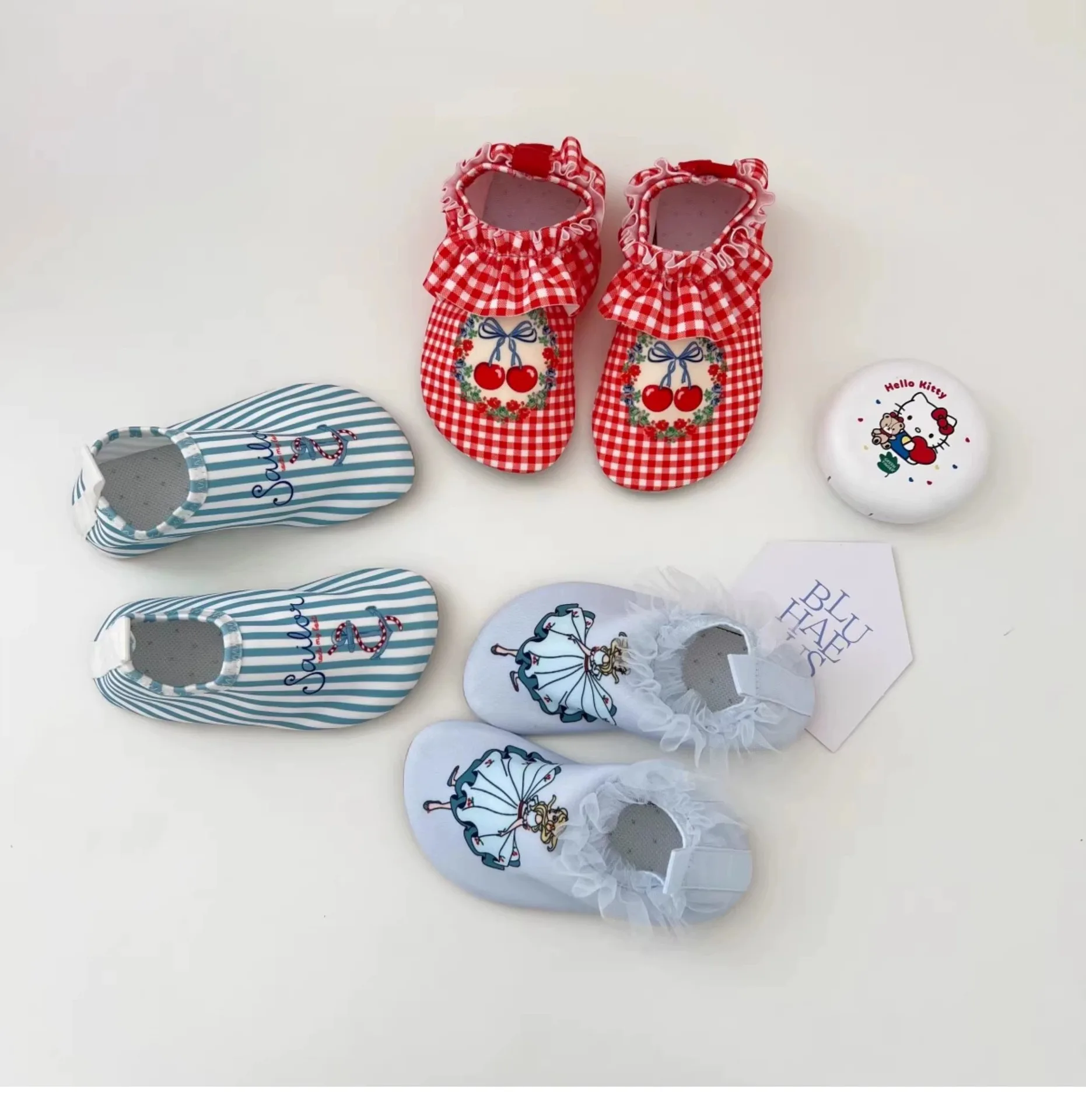 Sommerliche Cartoon-Prints Kleinkind-Strandsocken-Schuhe Schnittfestes Design Schnorchelschuhe für Jungen und Mädchen Weiche Rutschfeste Babyschuhe – Detail 17