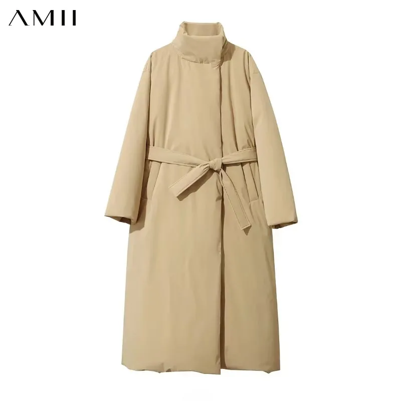 Amii donsjassen 2025, winter nieuwe effen kleur losse lange damesbovenkleding met riem hoge hals dikker warm donsjack 12544184