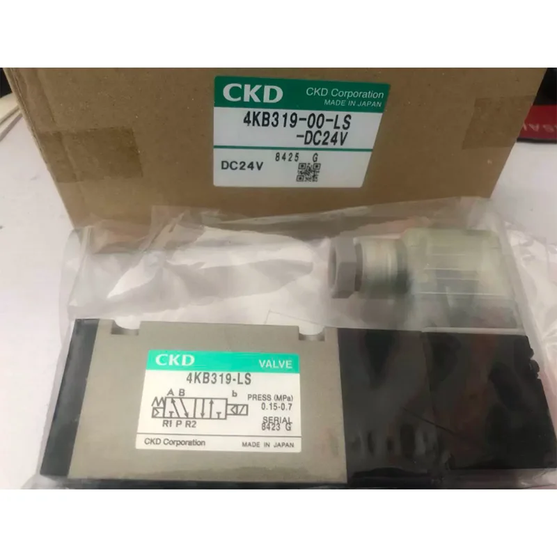 Original CKD solenoid valve 4KB319-LS DC24V 4KB319-00-LS Specialized for printing machines