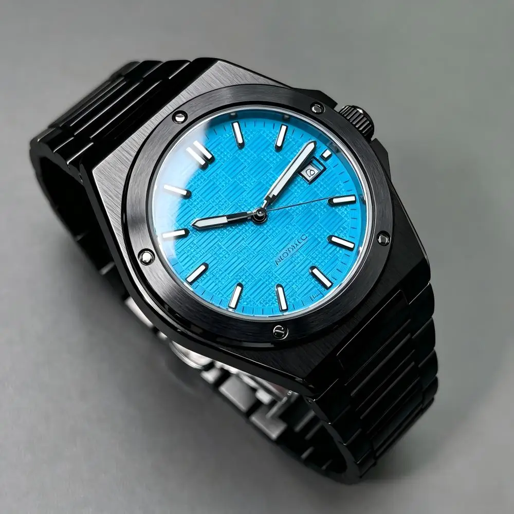 The latest black 40mm men's wristwatch, equipped with the MIYOTA 8215 movement, featuring a fashionable water-resistant design.