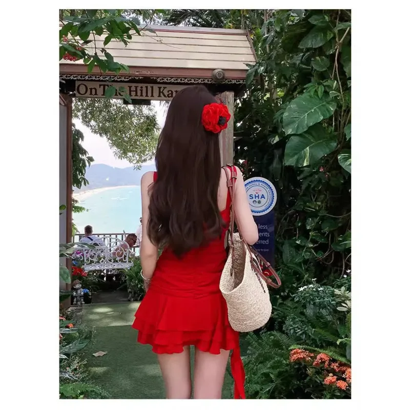 비치 휴가 스타일 불규칙 디자인 레드 비키니 스트랩 원피스 스커트 수영복 허리 조절 슬리밍 우아한