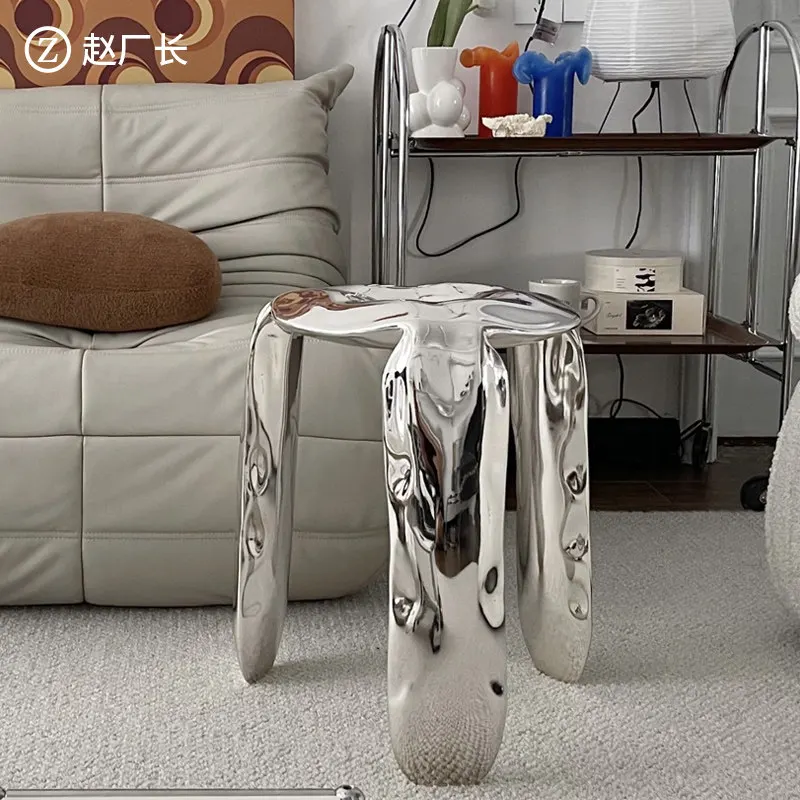 Simple atmospheric stool, resin sculpture art dressing stool
