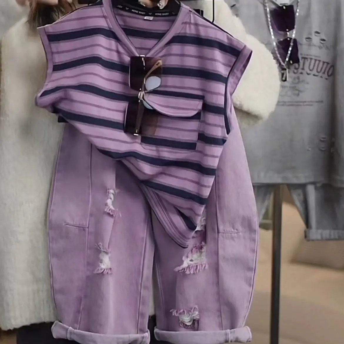

Children's Sets Girls' Suit Sleeveless Vest + Ripped Purple Denim Straight Loose Pants 2-piece Set Lougewear Outfit Sale Price