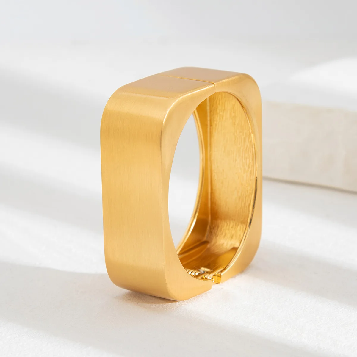 KMVEXO Punk Square Wide Cuff Bangles Bracelets for Women Hip Hop Vintage Geometric Spring Wrist Bangles Men Party Jewelry Gifts