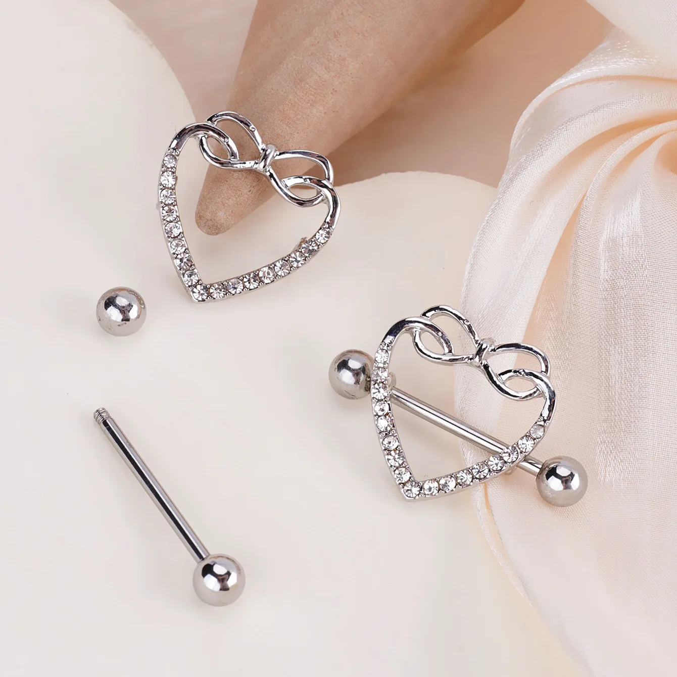 2Pcs Sexy Angel Moon Heart-shaped Nipple Ring Boutique Shiny Zircon Perforated Straight Rod Nipple Stud Puncture Jewelry