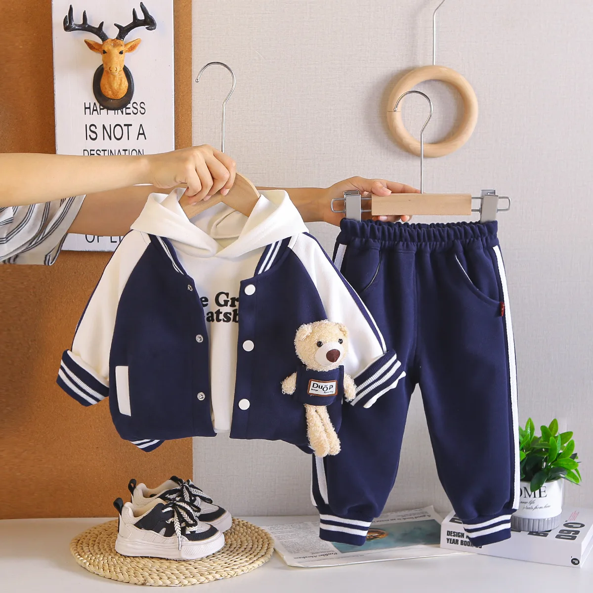 Fall Kids Tracksuits Christmas Outfits for Baby Boys and Girls Cute Cartoon Patchwork Coat + White Hoodies + Pants 3 Piece Set
