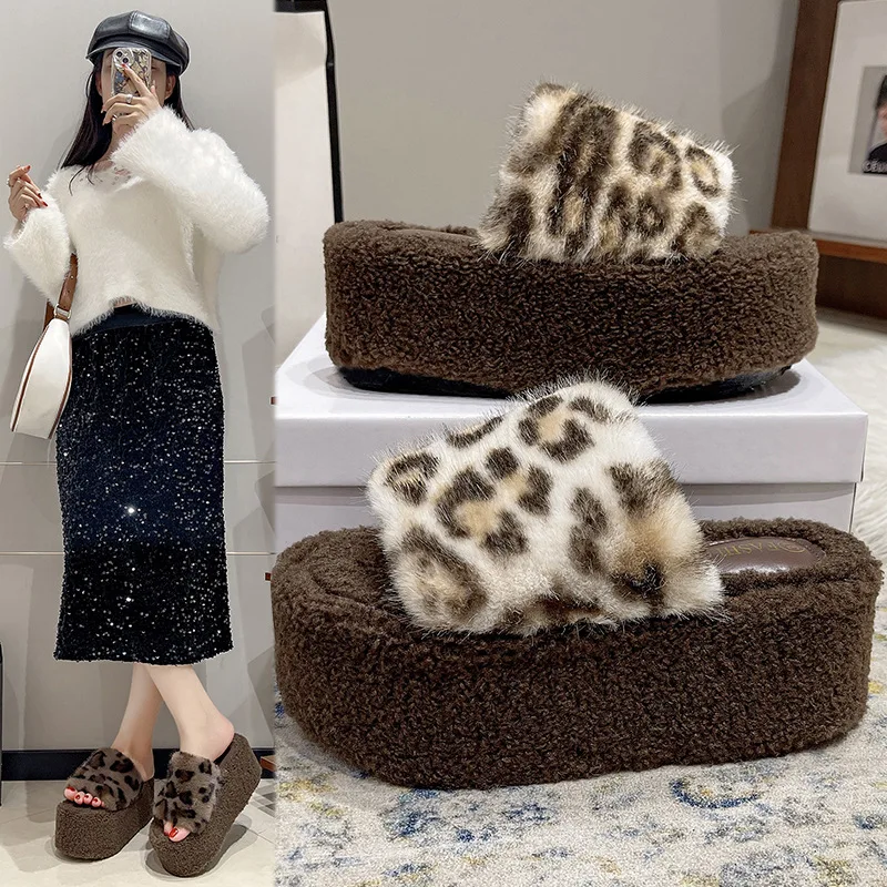 Flock Low Shoes Ladies Slippers Slipers Women Fur Flip Flops Platform 2025 Plush Leopard Hoof Heels leopard Fabric Slides Rome