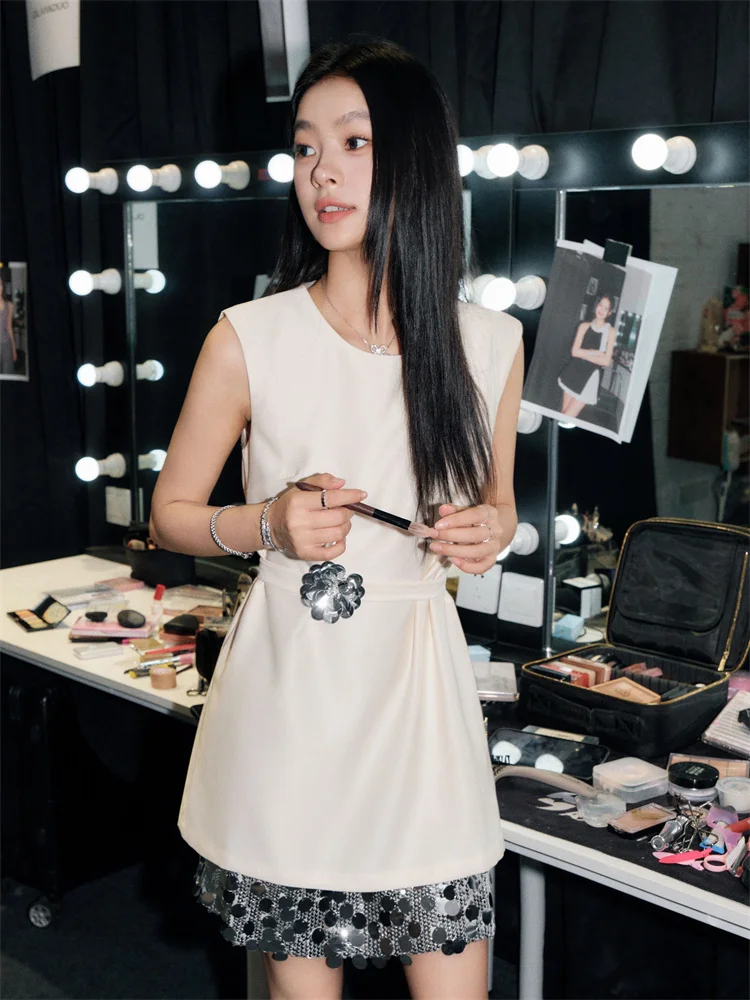 

Olivia Duo Floral Print Slim Fit Summer Dr Ele Svel Women's Gown mid Waist Design Comfortable Polyester Blend