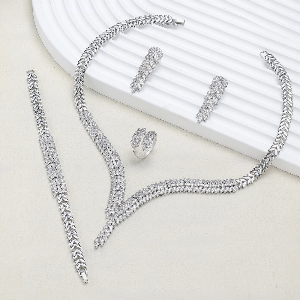 

2024 Popular Cubic Zirconia Choke Ring Design 4-piece Women's Necklace and Earrings Bridal Jewelry Set Nigeria Wedding