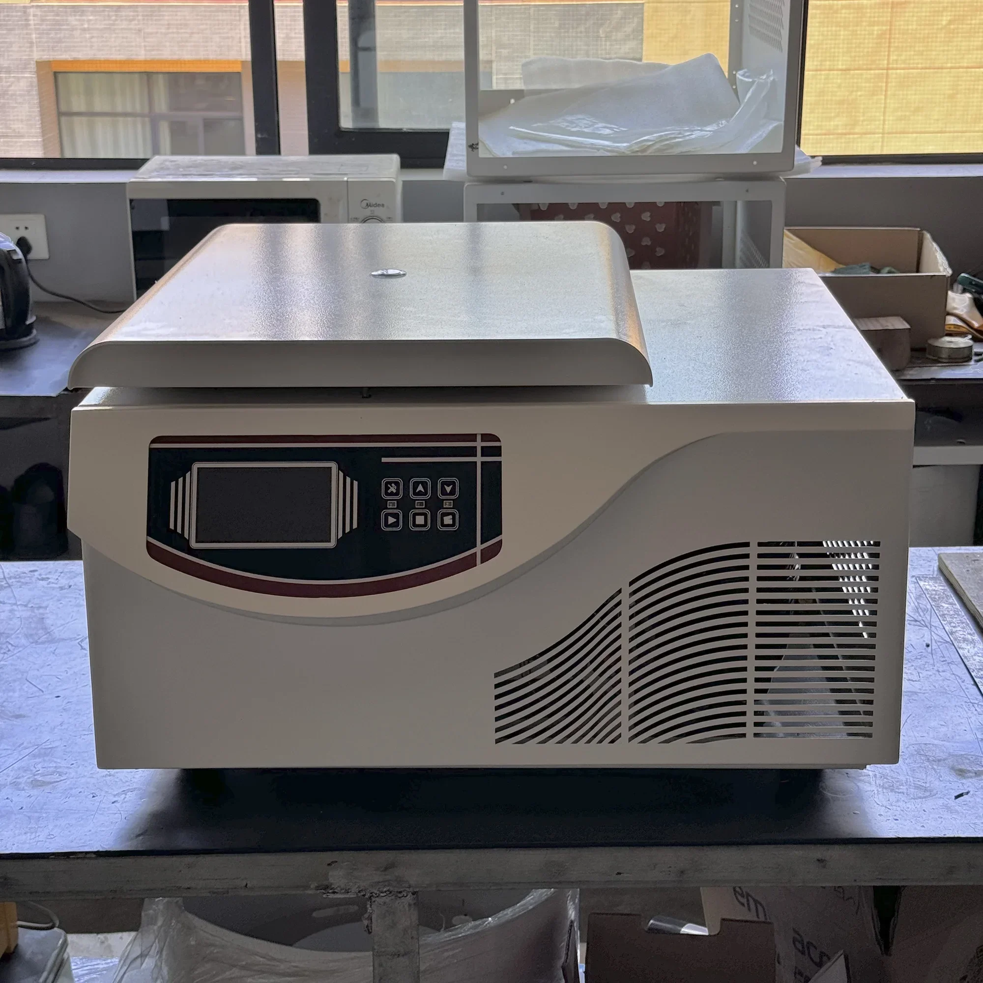 Laboratory Tabletop High Speed Refrigerated Centrifuge